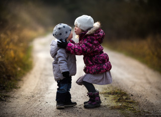 Tips to Photograph Children in Landscapes