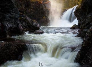 How to Photograph Rivers and Streams Beautiful light on a river