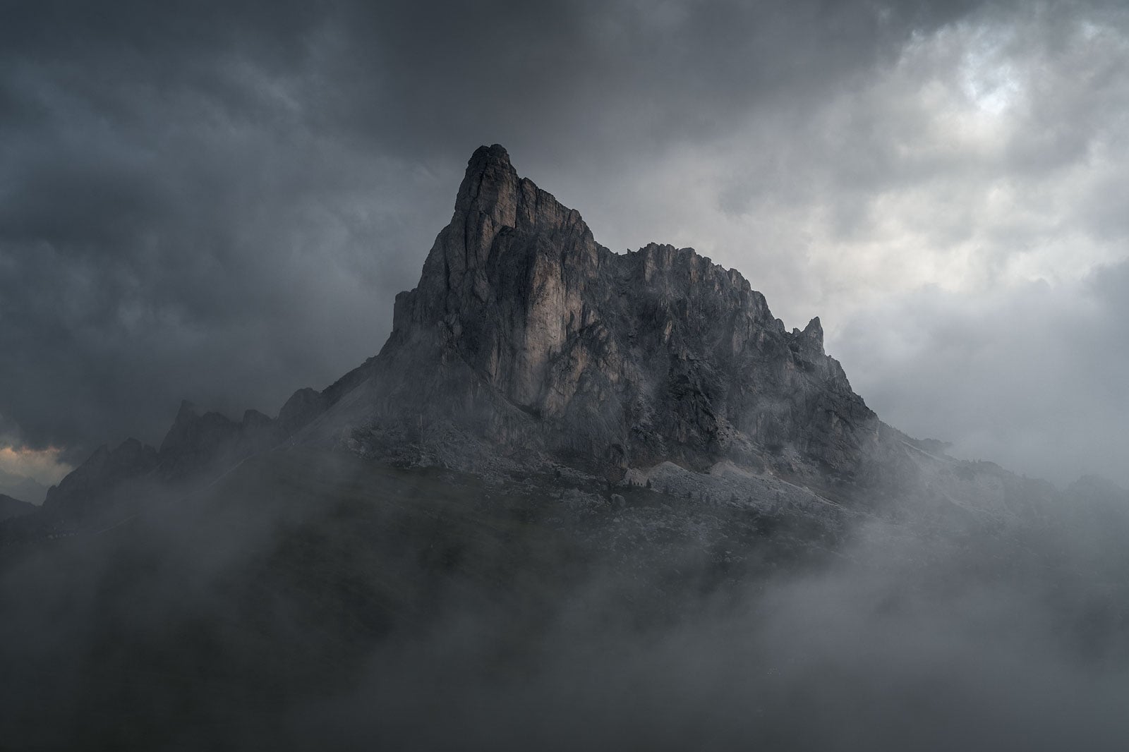 Photo Tour to the Dolomites in summer